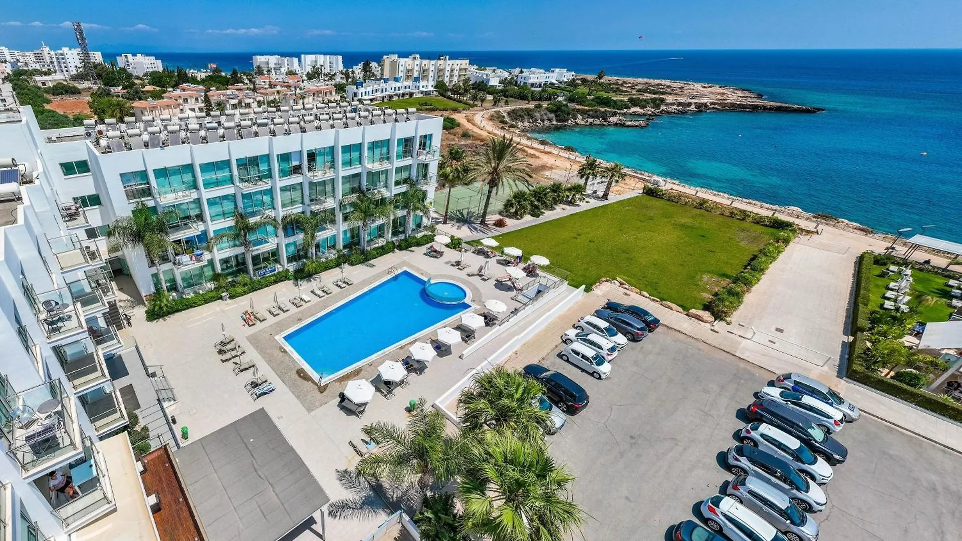Bliss - Coralli Beachfront Apartment 普罗塔拉斯 度假居