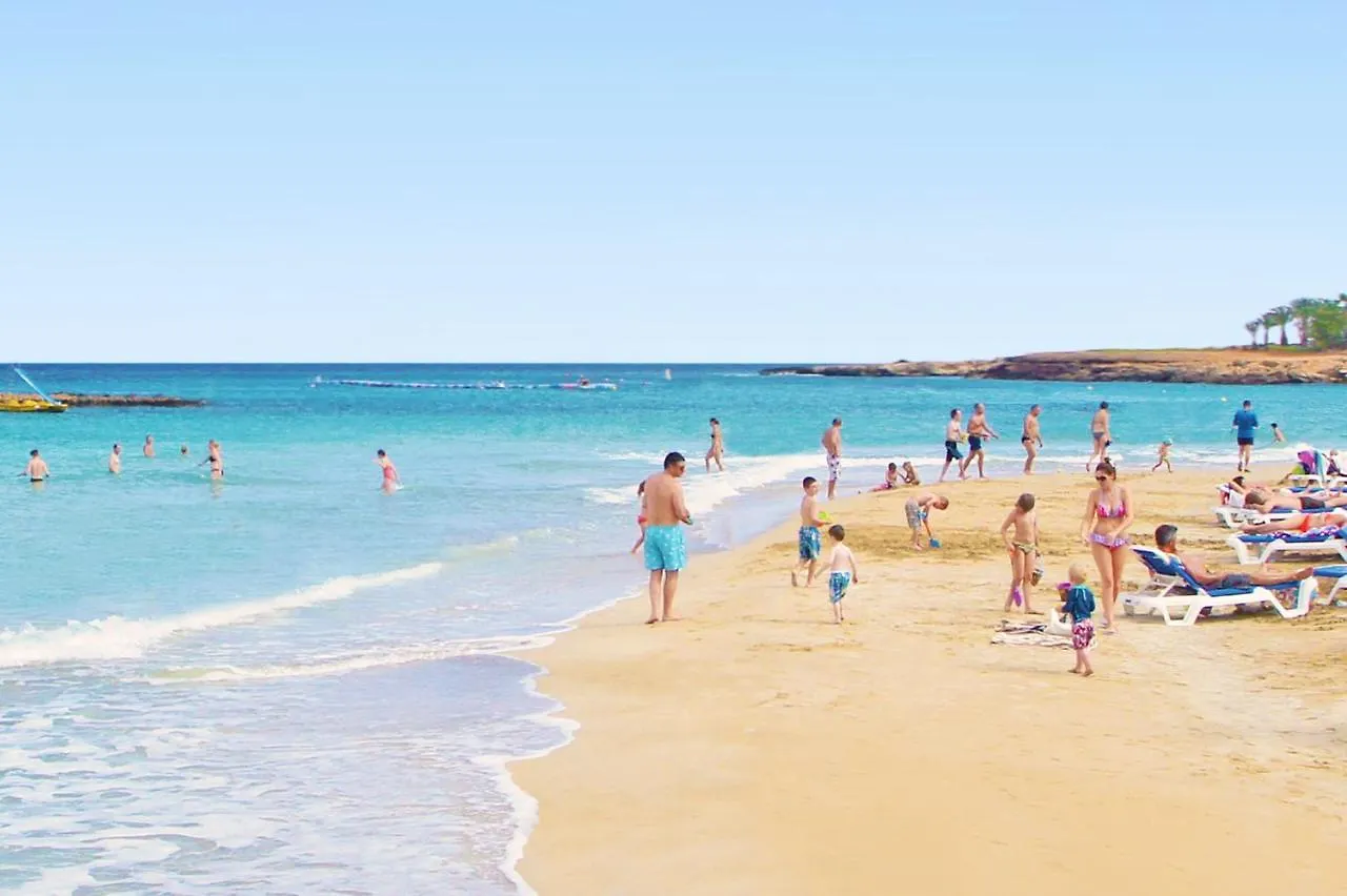 Bliss - Coralli Beachfront Apartment Protaras Hébergement de vacances