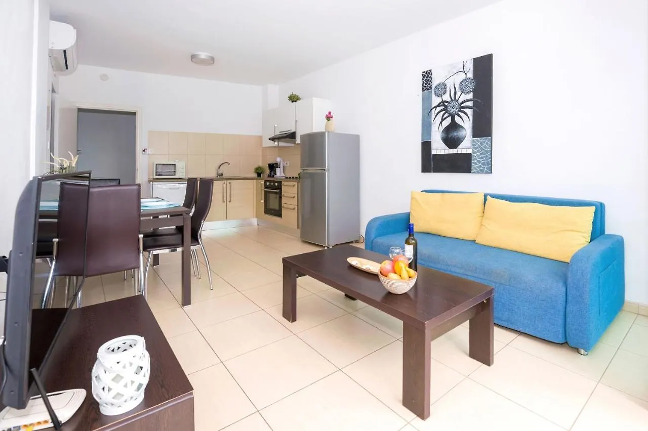 Hébergement de vacances Bliss - Coralli Beachfront Apartment Protaras